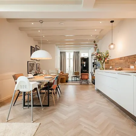 Leidse Square 5 Star Luxury Apartment *